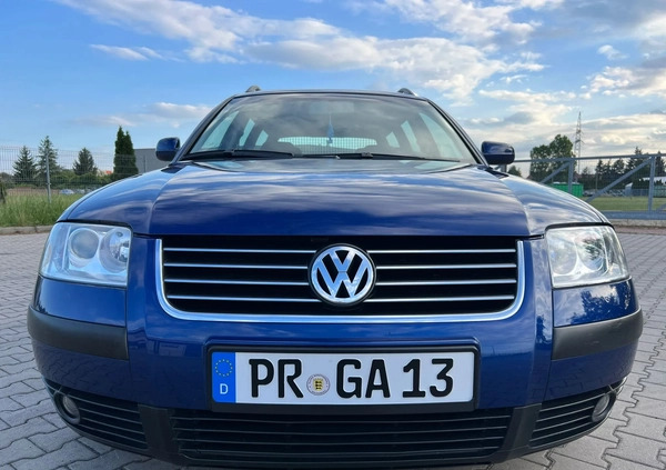 Volkswagen Passat cena 6500 przebieg: 217064, rok produkcji 2002 z Świdnica małe 254